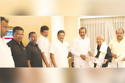 கோவையில் தமிழர் தலைவர் ஆசிரியரை வரவேற்ற அமைச்சர் முத்துசாமி! திராவிடர் கழகம்