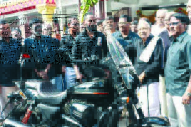 ஆசிரியர் அறிக்கை