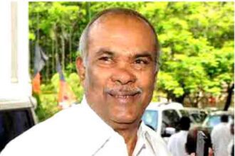 ஆசிரியர் விடையளிக்கிறார், ஞாயிறு மலர்