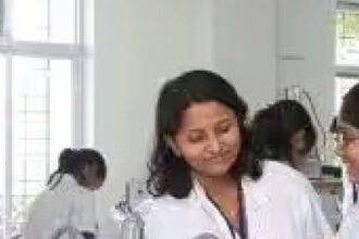 இளைஞர் அரங்கம்