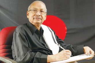 ஆசிரியர் அறிக்கை