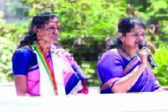 கனிமொழி