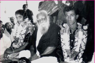 ஆசிரியர் விடையளிக்கிறார், ஞாயிறு மலர்