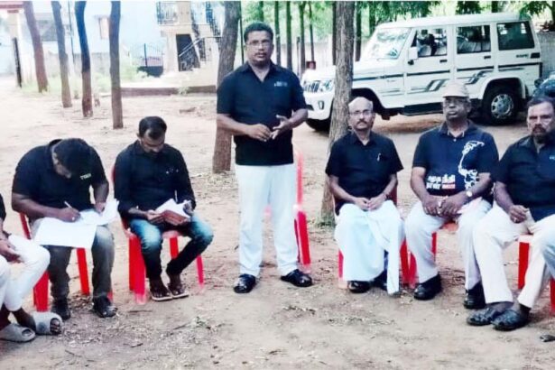 கழகம், தமிழ்நாடு