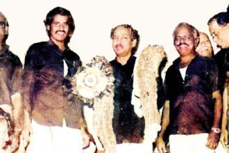 ஞாயிறு மலர்