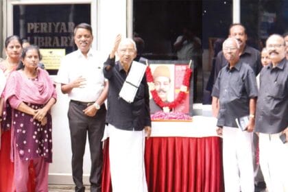 வீ.குமரேசன்