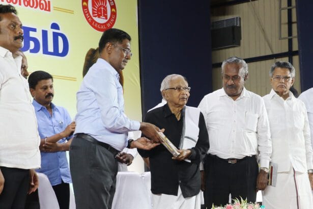 புதிய மூன்று குற்றவியல் சட்டங்கள் கொண்டுவரப்பட்டதே ஹிந்து ராஷ்டிரம் அமைப்பதற்கான முன்னோட்டம்தான் தி.மு.க. சட்டத்துறை நடத்திய கருத்தரங்கில் கழகத் தலைவர் எழுச்சியுரை! கழகம், தமிழ்நாடு