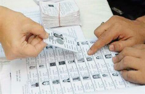 வாக்காளா் விவரம் ஆக. 20 முதல் வீடு வீடாக சரிபாா்ப்பு ஆசிரியர் அறிக்கை
