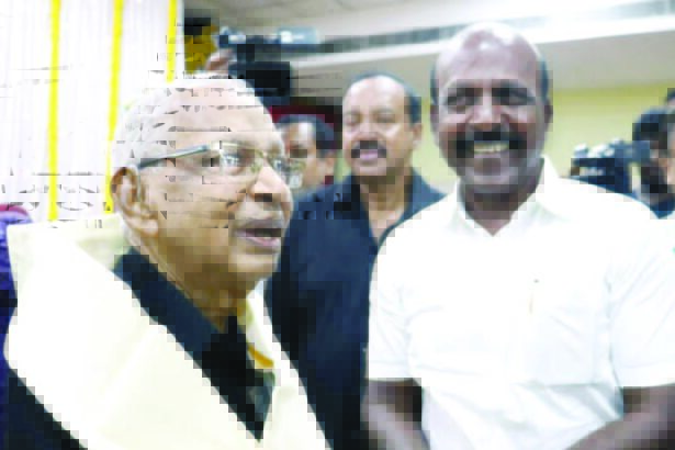 ஆசிரியர் அறிக்கை