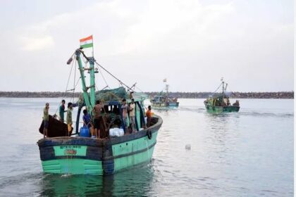 ராமேசுவரம் மீனவர்கள் மீது துப்பாக்கிச்சூடு