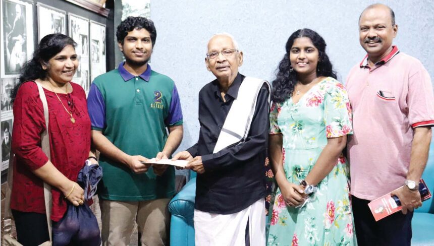 ‘பெரியார் உலக’த்திற்கு ரூ.25,000 நன்கொடை நன்கொடை