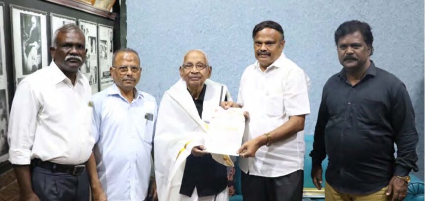 மும்பை கலைஞர் தமிழ்ச்சங்கம் சார்பில் வருகிற நவம்பர் மாதம் மும்பையில் முத்தமிழ் அறிஞர் கலைஞர் நூற்றாண்டு நிறைவு விழா இந்தியா