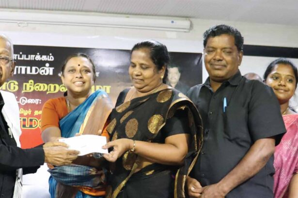 வி. வெங்கட்ராமன் – மு. தமிழ்மொழி இணையர் பெரியார் உலகத்திற்கு ரூ.60,000 நன்கொடை திராவிடர் கழகம்