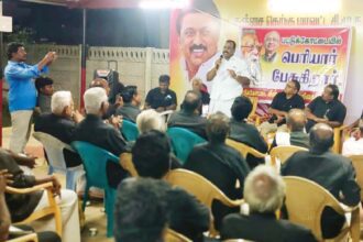 பெரியார் பேசுகிறார்