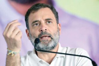ஏட்டுத் திக்குகளிலிருந்து...