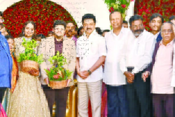 ஆசிரியர் அறிக்கை