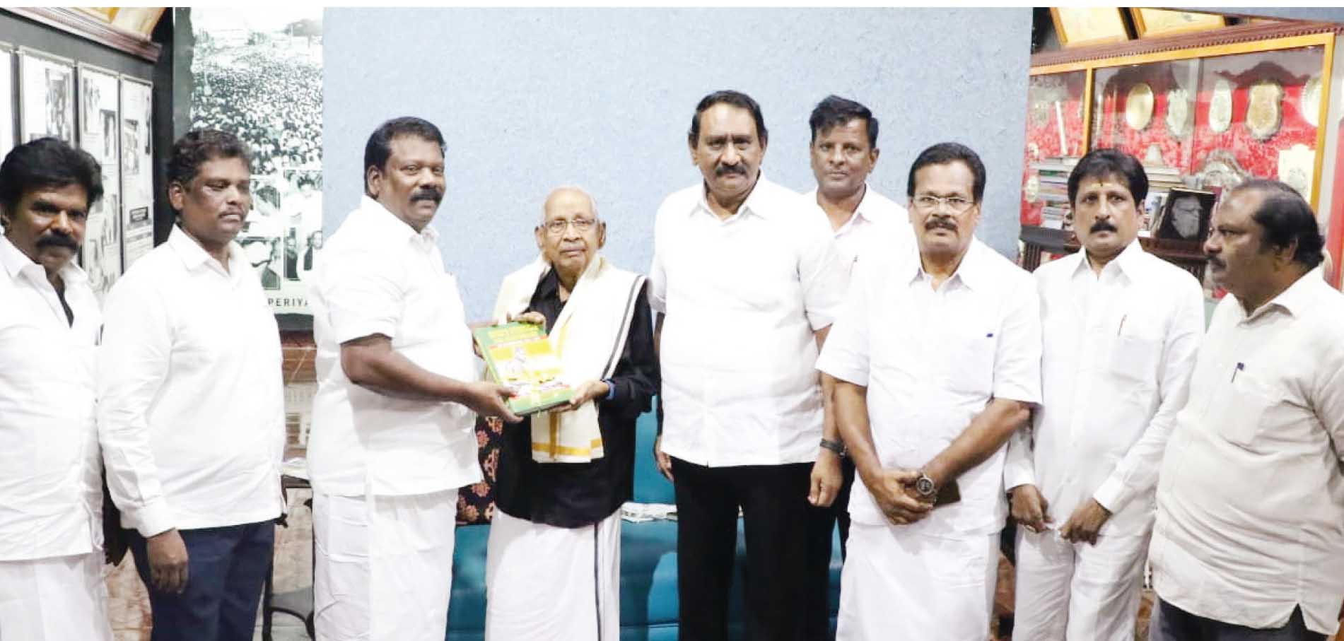 கி.வீரமணி, வாழ்த்து