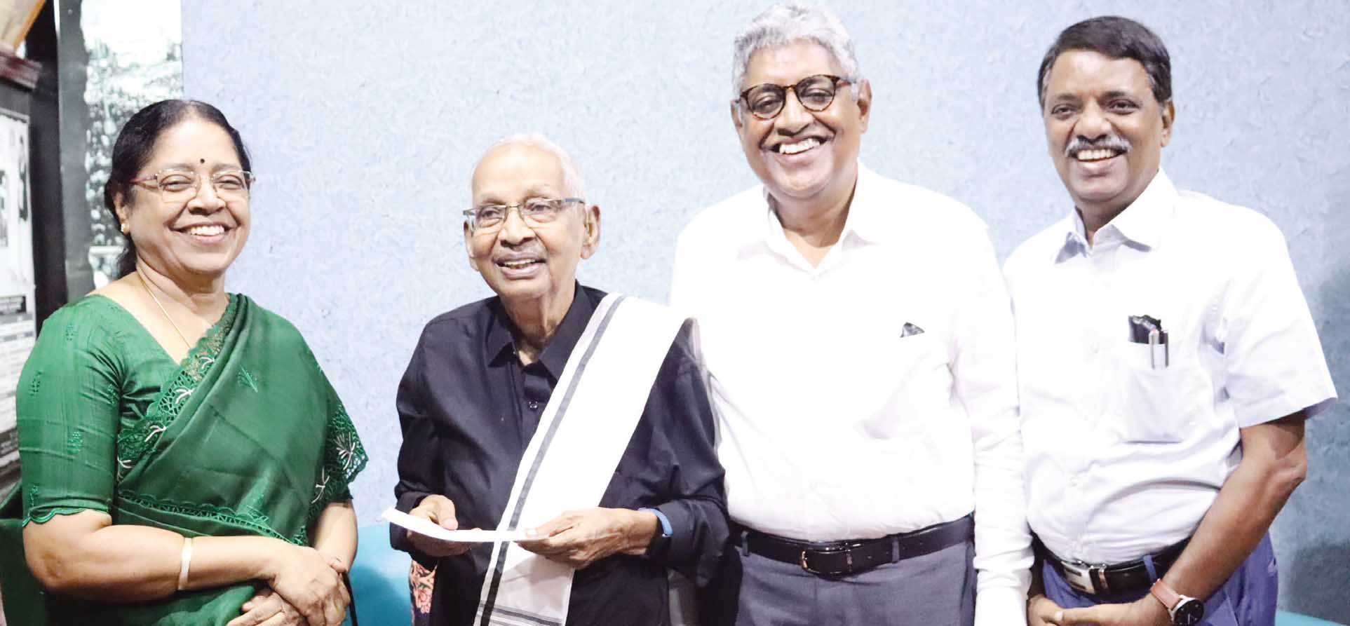 கி.வீரமணி, வாழ்த்து