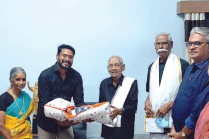 கி.வீரமணி