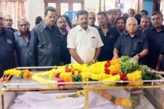 கழகம்