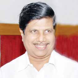 பேராசிரியர் மு.நாகநாதன்