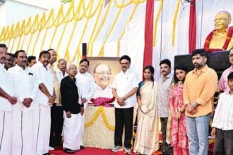 ஆசிரியர் அறிக்கை
