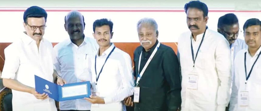 பகுத்தறிவு பாவலர் காரைக்குடி ஆ.பழநி நூல்கள் நாட்டுடைமை தமிழ்நாடு