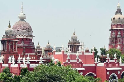 சூரிக்கு புகழாரம்