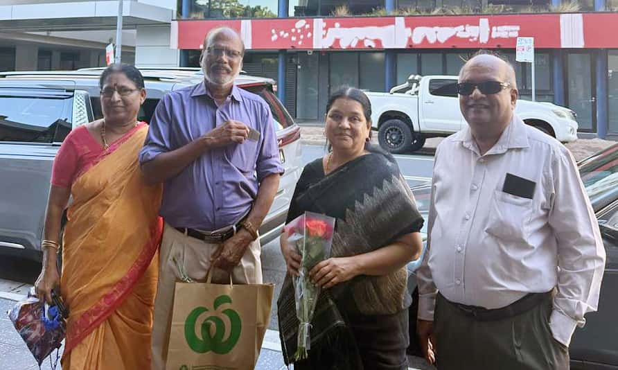 உலகம், கி.வீரமணி