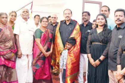 யாழினி