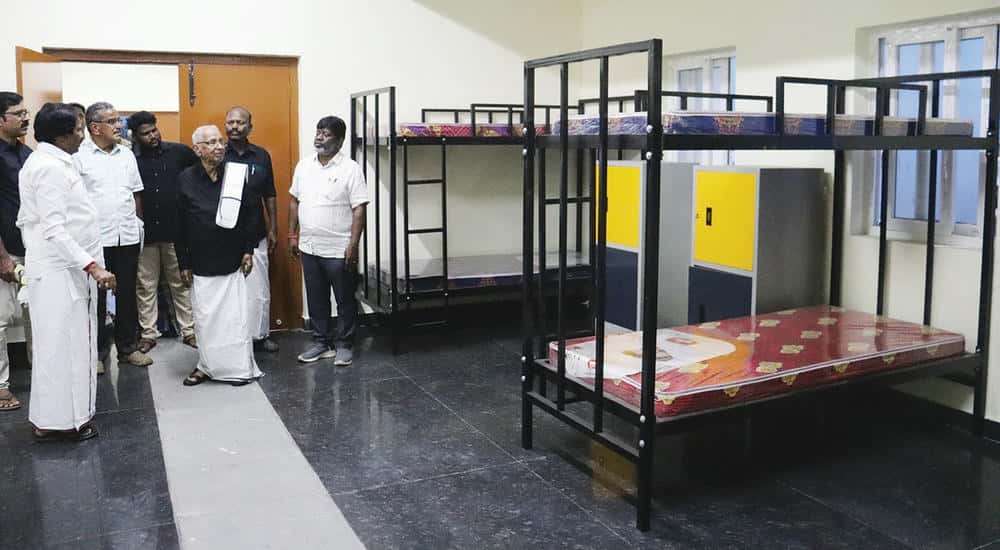 ஆசிரியர் அறிக்கை
