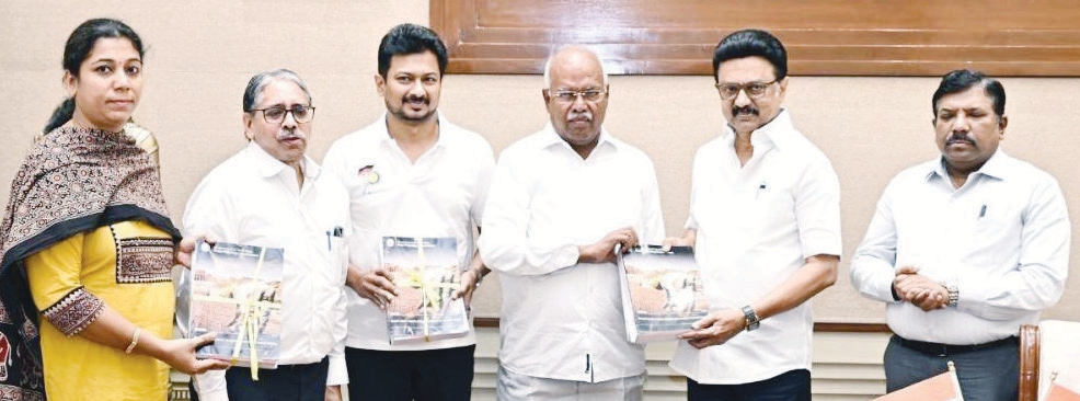 4 அறிக்கைகள்