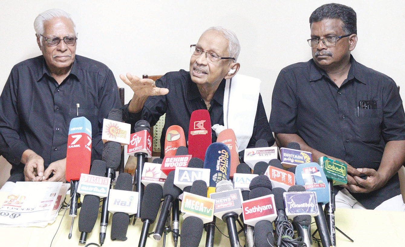 ஆசிரியர் அறிக்கை