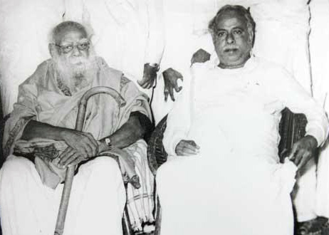 கட்டுரை, சிறப்புக் கட்டுரை