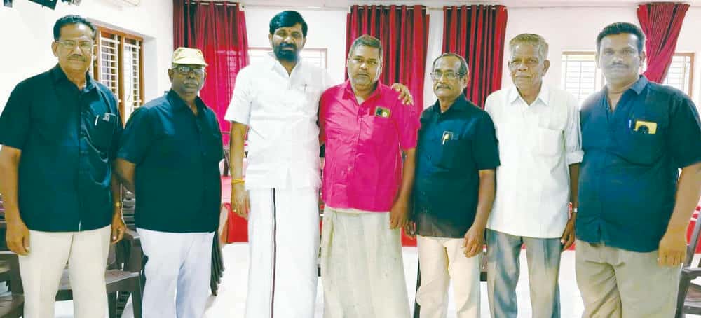 வாழ்த்து தெரிவித்தார்கள் திராவிடர் கழகம்