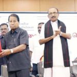 வி.அய்.டி. பல்கலைக் கழக கருத்தரங்கத்தில், வேந்தர் விசுவநாதன், தமிழர் தலைவருக்கு நினைவுப் பரிசு இளைஞர் அரங்கம்
