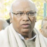மோடியின் நம்பிக்கை துரோகம்! அதானிக்காக கொள்ளையடிக்கப்படும் சாமானியர்களின் சேமிப்பு! அகில இந்திய காங்கிரஸ் தலைவர் மல்லிகார்ஜூனே கார்கே சாடல் இந்தியா