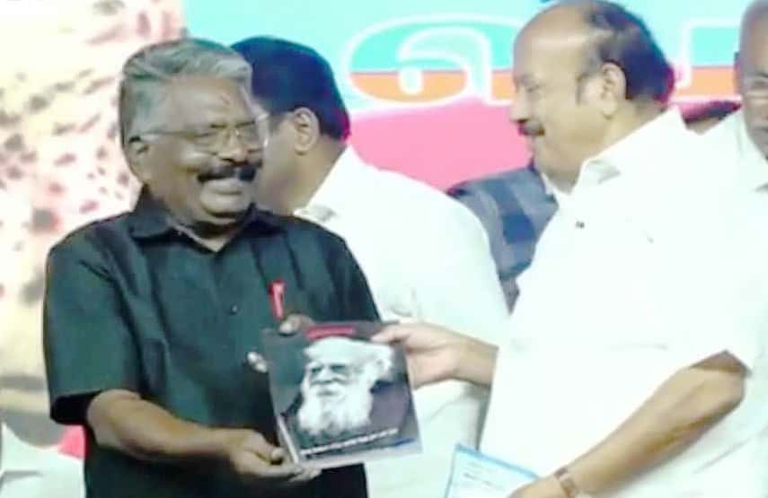 ஊ.ஜெயராமன் தந்தை பெரியார் பிறந்த நாள் மலர் வழங்கி சிறப்பித்தார் திராவிடர் கழகம்