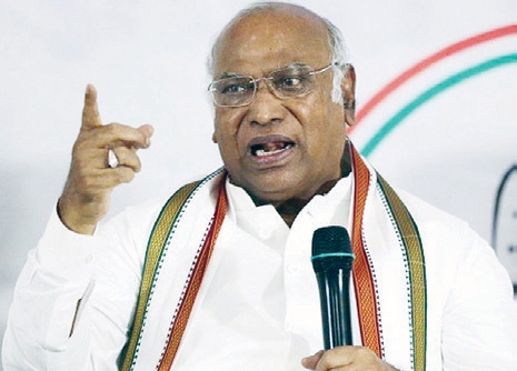 கார் வெடிப்பு