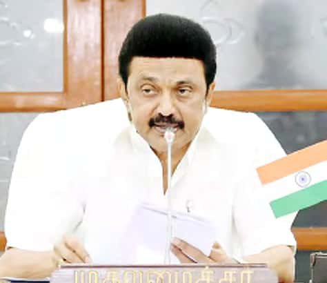 ஆசிரியா்