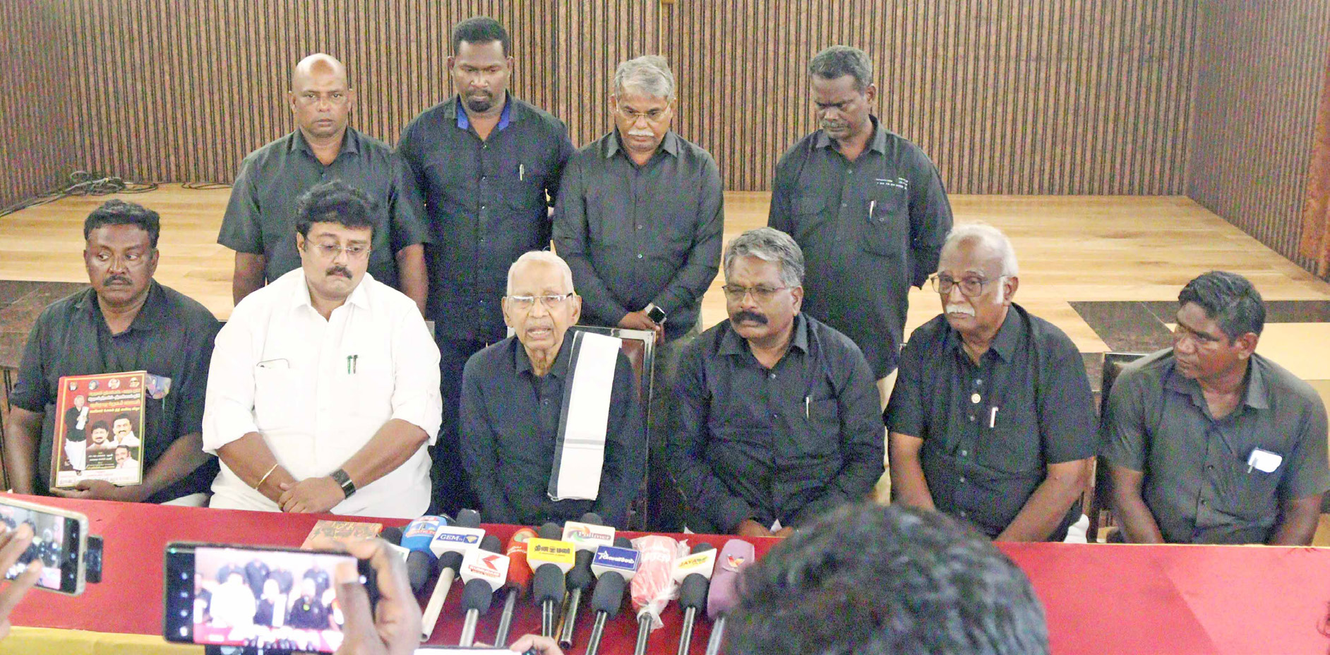 ஆசிரியர் உரை