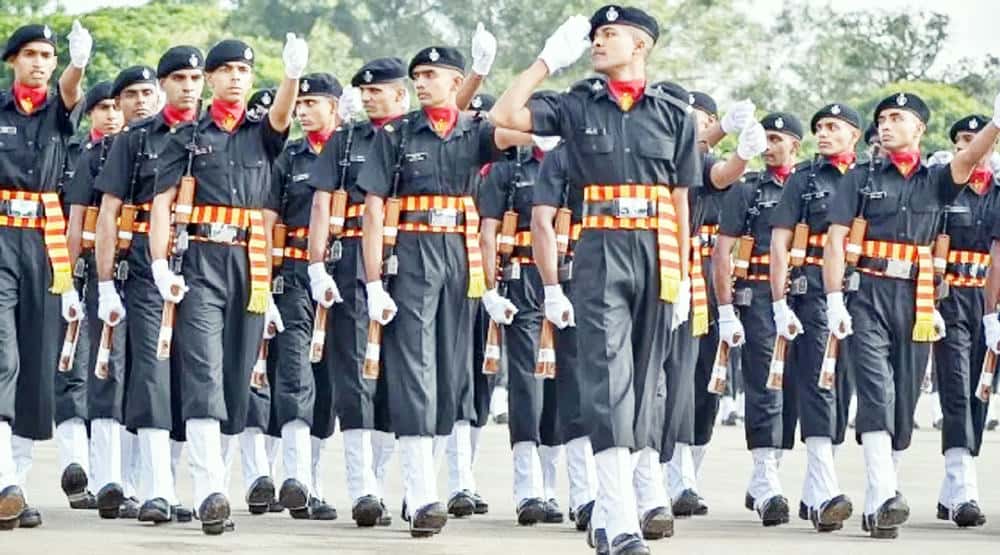 இளைஞர் அரங்கம்