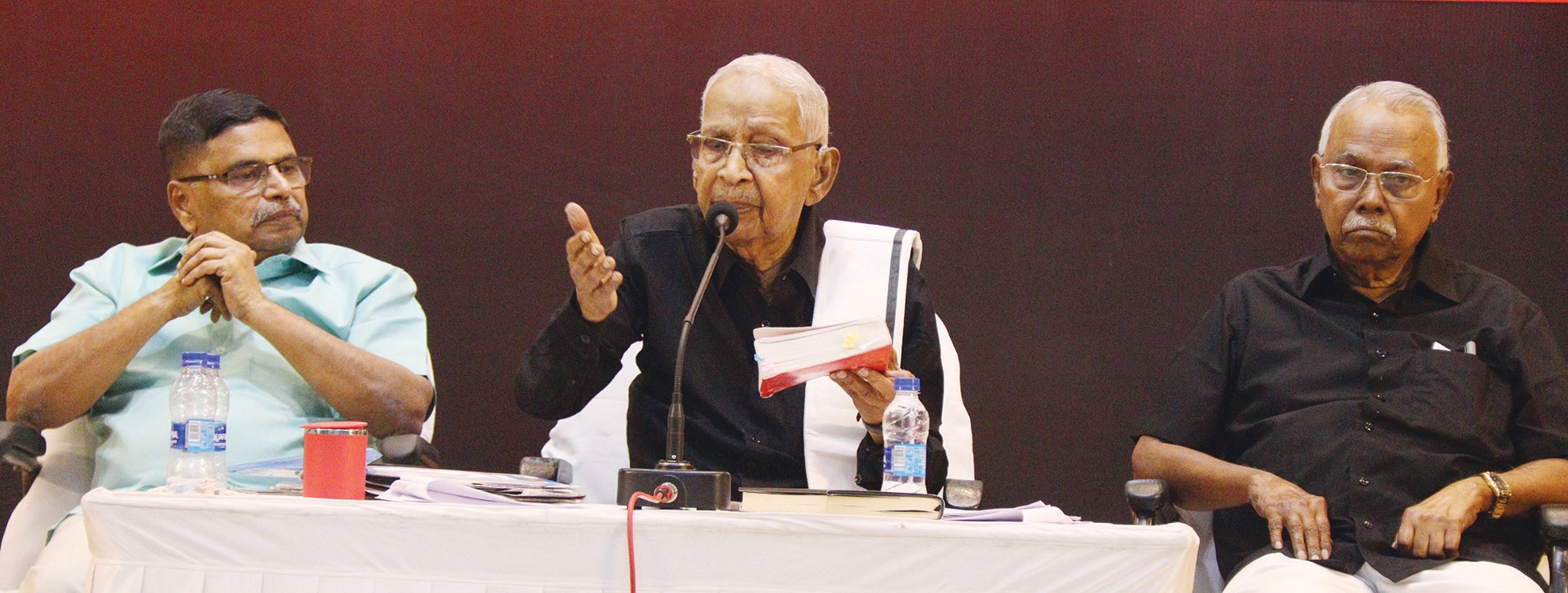 ஆசிரியர் உரை