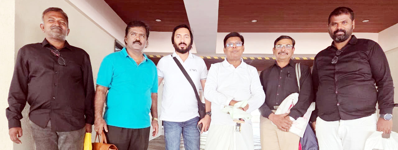 கட்டுரை, ஞாயிறு மலர்