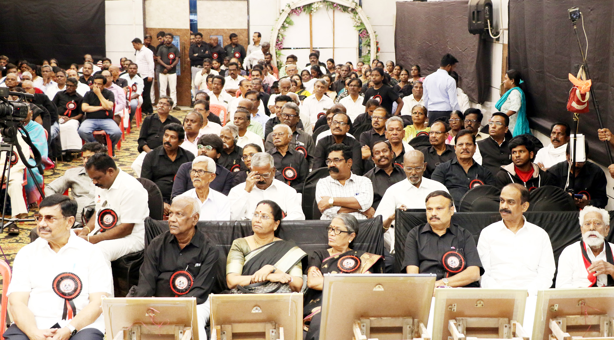 ஆசிரியர் உரை