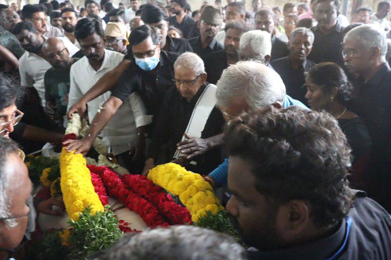 இந்தியா