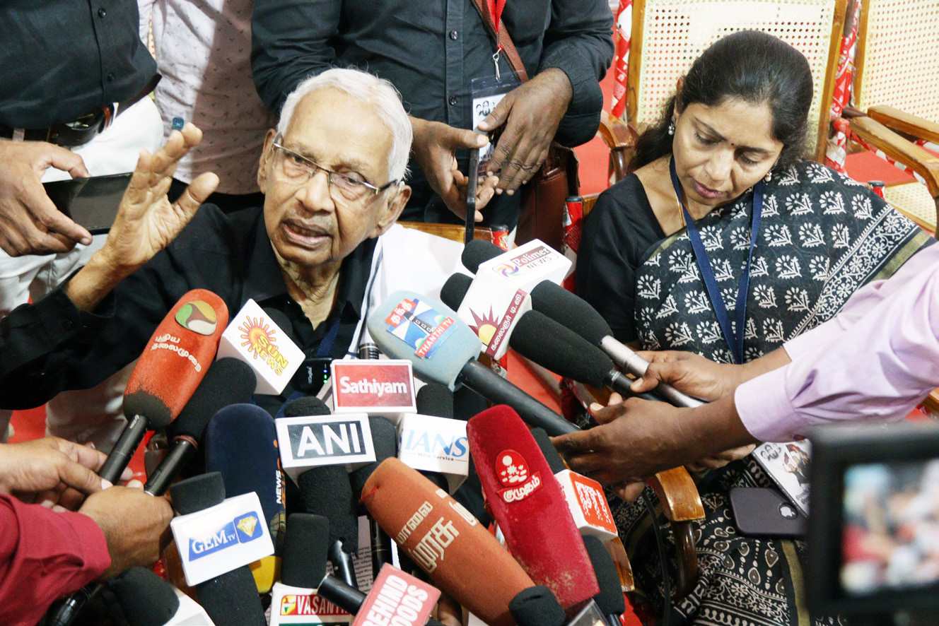 ஆசிரியர் உரை