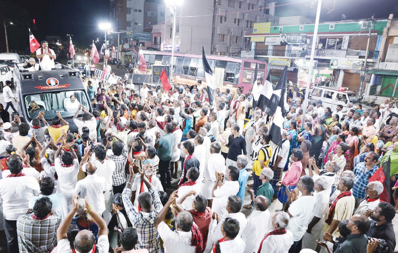 அந்தியூர் சட்டமன்றத் தொகுதி தி.மு.க. வேட்பாளர் எம்.சிவபாலன் அவர்களுக்கு தமிழர் தலைவர் வாக்கு சேகரித்தார் (அந்தியூர், 12.4.2026) திராவிடர் கழகம்