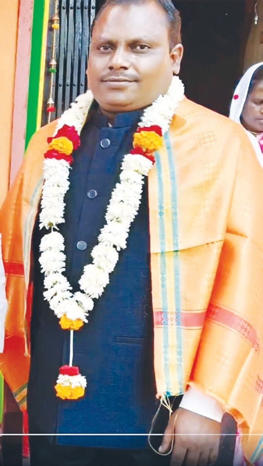 கட்டுரை, ஞாயிறு மலர்