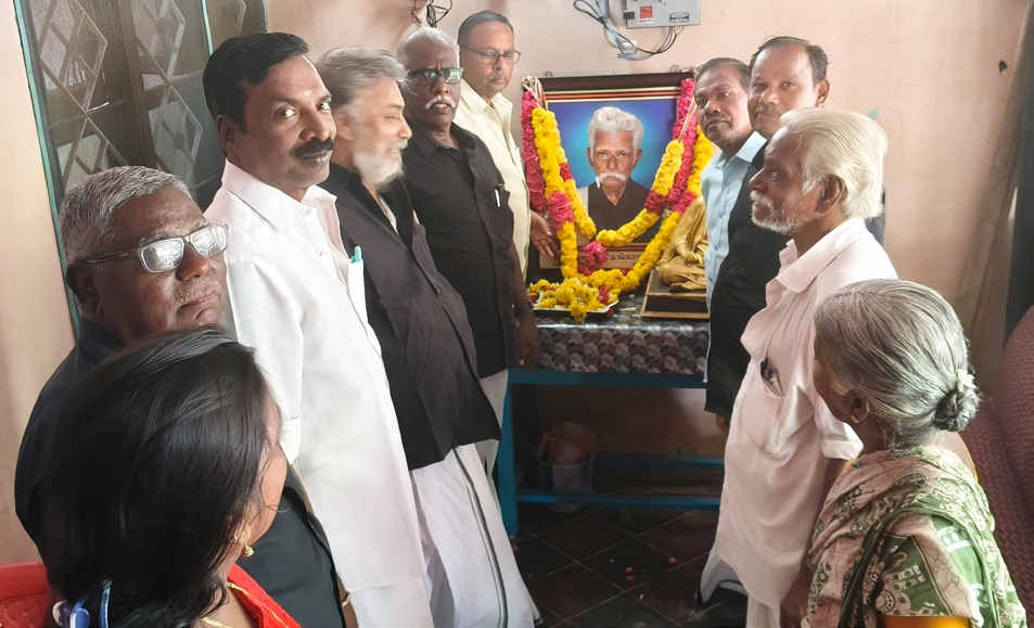 துரை.சந்திரசேகரன்